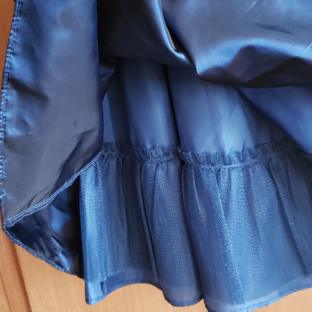 Dress - Picture 3 of 5